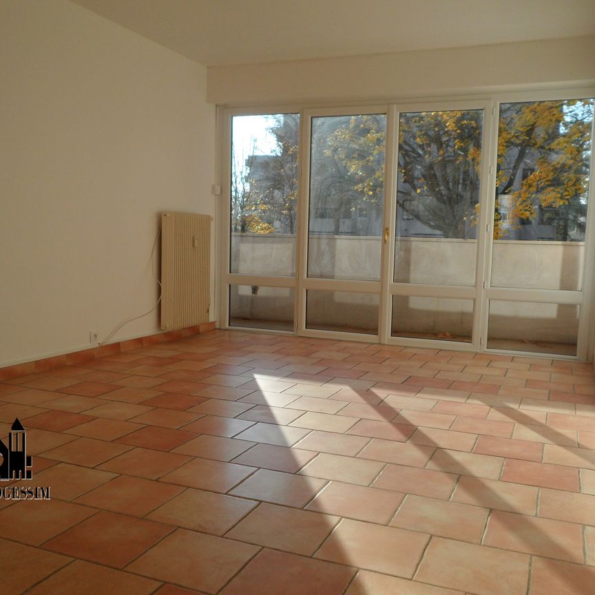 Location Appartement 3 pièces 65m² BOURGES 18000 - Photo 1