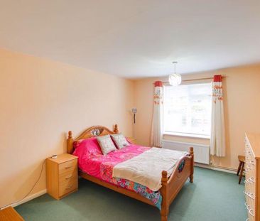 2 bedroom bungalow to rent - Photo 3