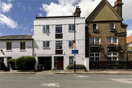 An outstanding duplex flat with roof terrace in a superb central Barnsbury location. - Photo 4