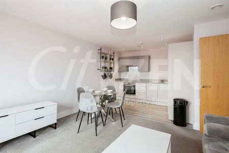 Adelphi Street, Salford - Photo 3