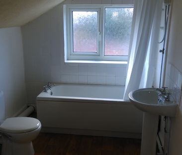 2 bedroom House for rent - Photo 1