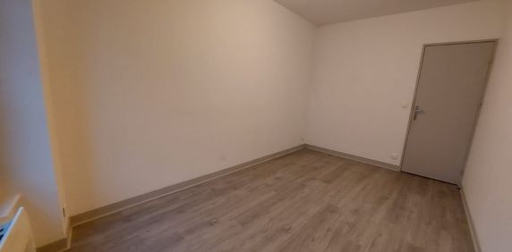 Location Appartement 2 pièces 46m² - Photo 2