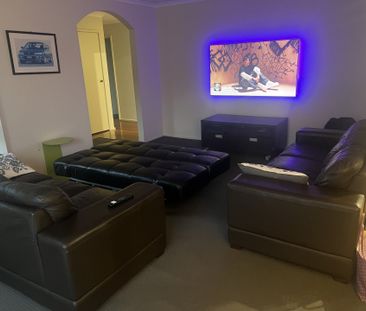 Oakleigh South - Photo 1