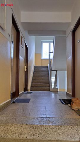 Pronájem bytu 1+1 v osobním vlastnictví 32 m², Louny - Photo 3
