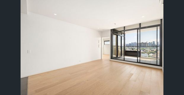 Oversized 1 Bedroom Home with Unobstructed City Views - Photo 1