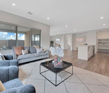 STUNNING FAMILY HOME - Photo 5