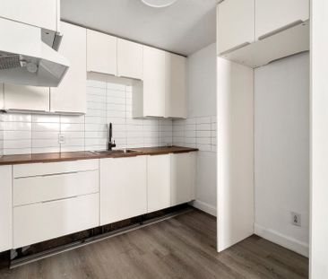 7220 Av. De Chateaubriand, #21 - Photo 2