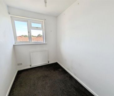 Lesscroft Close, Wolverhampton, WV9 - Photo 2