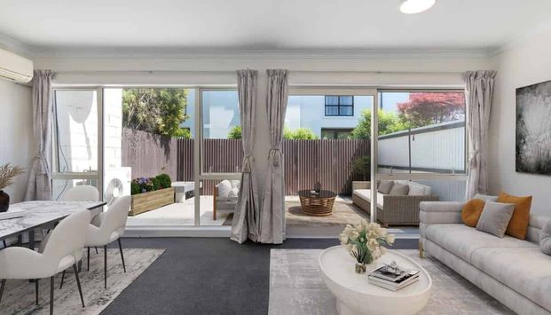 3 Bedroom Home Near Hagley Park – Perfect for Easy City Living - Photo 1