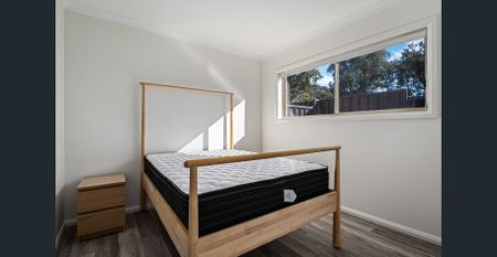 APARTMENT STYLE LIVING - ROOMING HOUSE – Semi Furnished - Photo 5