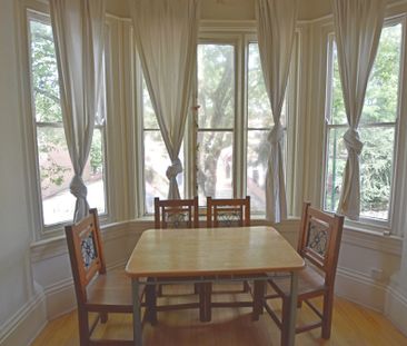 2 Bedroom Apartment - Photo 2