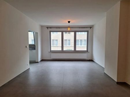 Perfect gerenoveerd appartement te Hasselt - Photo 2