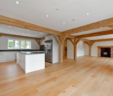 4 bedroom detached house to rent - Photo 5