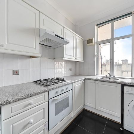 Room in a Shared Flat, High Street, CR0 - Photo 3