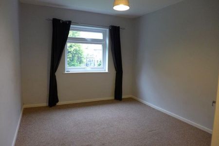 Leicester Close, Bearwood, B67 - Photo 2