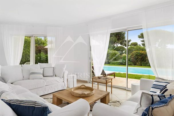 Cap d'Antibes - Superbe villa de plein pied - Photo 1