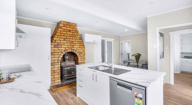 Hamilton East Stunner - Boys High School Zone - Photo 1