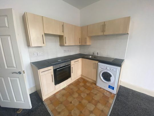 3 Bed Flat, Upper Chorlton Road, M16 - Photo 1