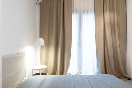 Studio/Γκαρσονιέρα για ενοικίαση Σκεπάρνη (Αμπελόκηποι) - Photo 4