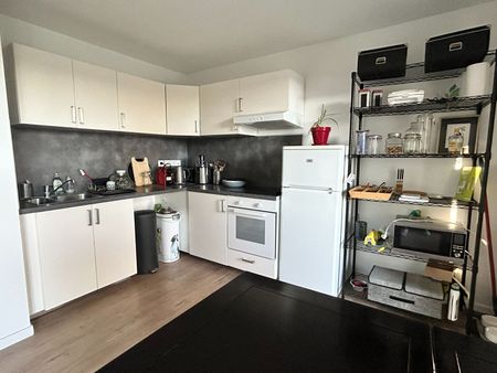 Location Appartement 3 pièces 61m² LA MADELEINE 59110 - Photo 5