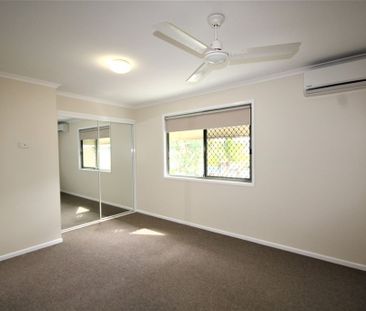 Air-Conditioned Townhouse in Central Location! - Photo 3