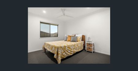 Well Presented Lowset Brick Home in Convenient Lawnton Location - Photo 5