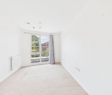 1 bedroom Flat in Medway House, Maidenhead - Photo 2