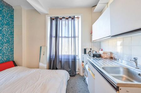 Studio to rent - Photo 4