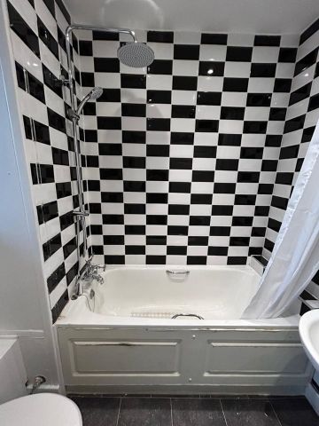 2 Bed Flat, Hartington Court, SW8 - Photo 4