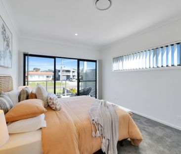 New Build - 4 Bedrooms - 2.5 Bathrooms - Garage - Ducted Air-Con - Photo 6