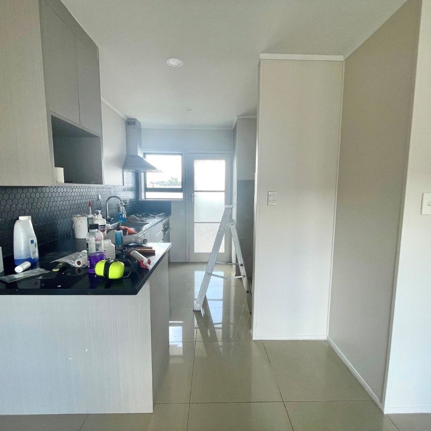 Unit 2, 9 Norman Spencer Drive, Papatoetoe, Auckland - Photo 1