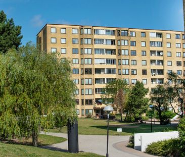 Hålsjögatan 11, Bellevuegården - Photo 1