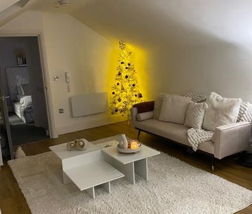 1 Bed Penthouse, Sherwood Rise, NG7 - Photo 5