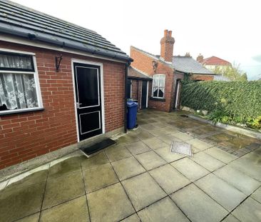 3 bedroom semi-detached house to rent - Photo 4
