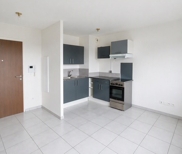 Location Appartement 1 pièce 35m² - Photo 1