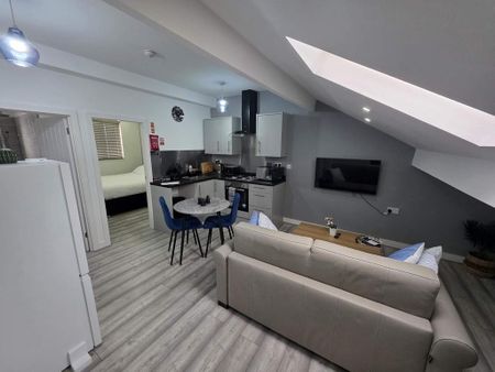 1 bedroom townhouse to rent - Photo 2