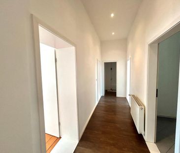 Altbaucharme in Stadtfeld-Ost – Stilvolle 3-Zimmer-Wohnung mit Stuc... - Photo 1