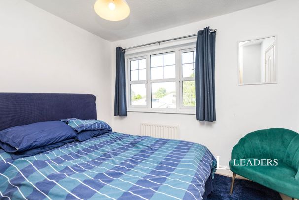 2 bedroom house to rent Tylden Way, Horsham, RH12 - Photo 1