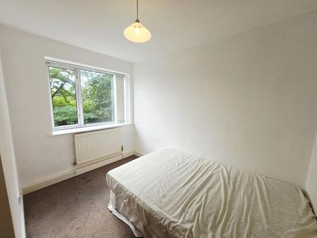3 bedroom flat to rent - Photo 5