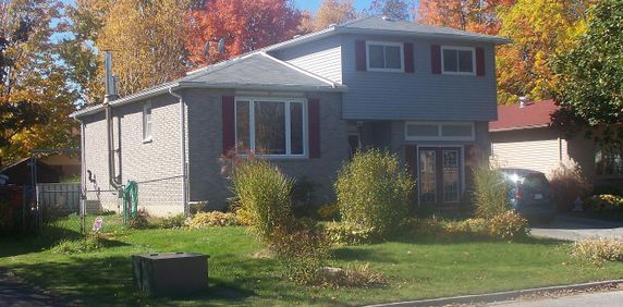 15 Amherst Drive - Photo 2