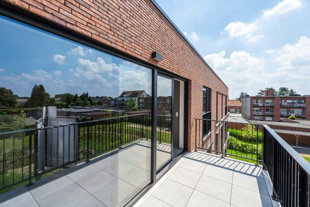 Zeer lichtrijk nieuwbouwappartement met zuidgericht terras - Photo 1