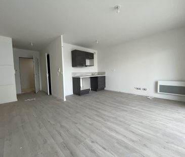 Location Appartement 1 pièce 30m² MAROMME 76150 - Photo 2