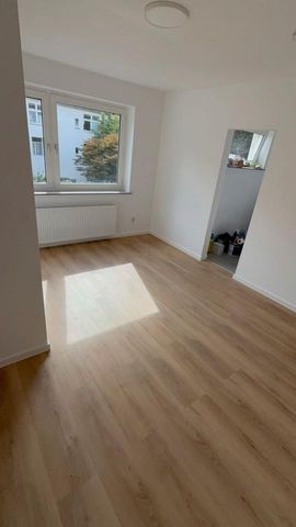 Sanierte und möblierte 1-Zimmer-Wohnung in Essen-Huttrop - Photo 5