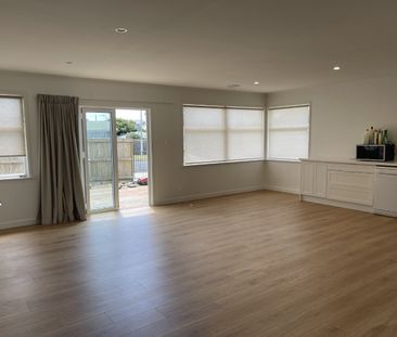 Family Friendly Home in the Mount - Mt Maunganui - Photo 1