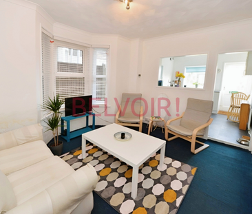 4 bedroom terraced house to rent - Photo 2