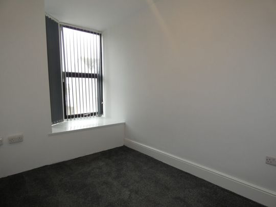 Alexandra Rd Flat 6 - Photo 1