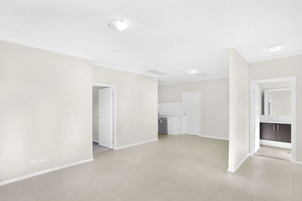 8 Laimbeer Place, Penrith - Photo 1