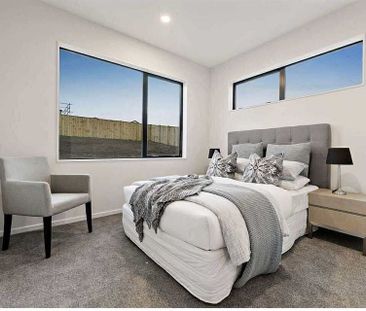 Bright, Beautiful & Ready for You *Fully Furnished - Photo 4