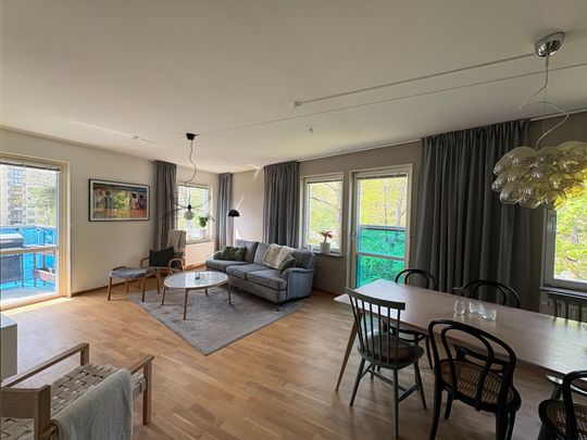 Mobilgatan, Hägersten - Photo 1