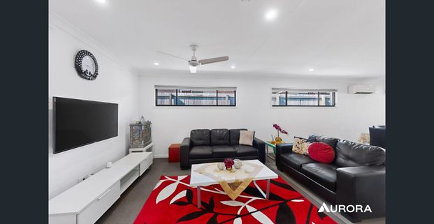 Modern Family Living in a Quiet, Sought-After Pocket! - Photo 1